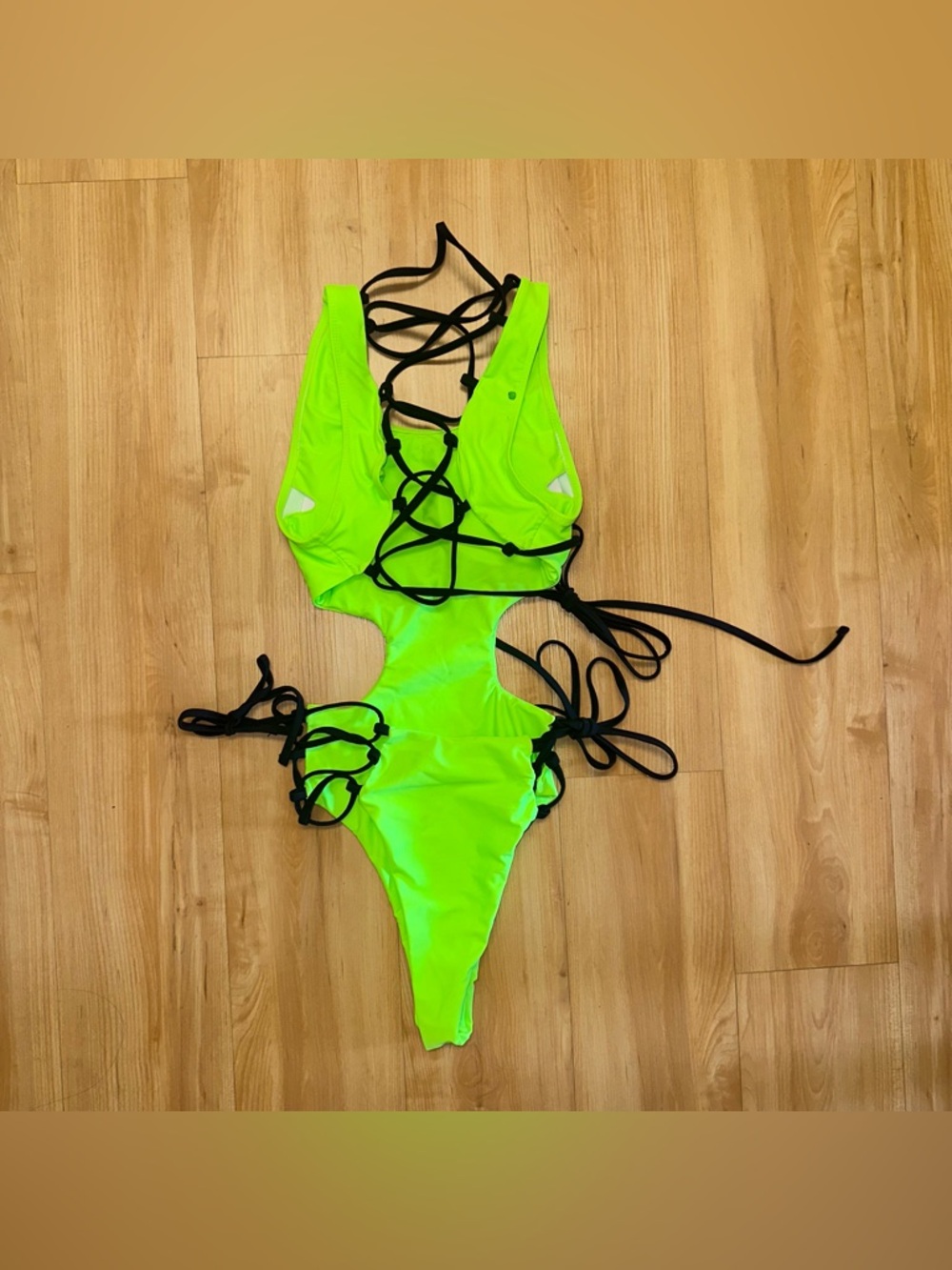 Swimsuit - Picture 2 of 4